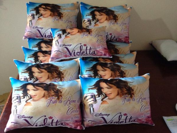 Kit Mascara e almofada 20x30